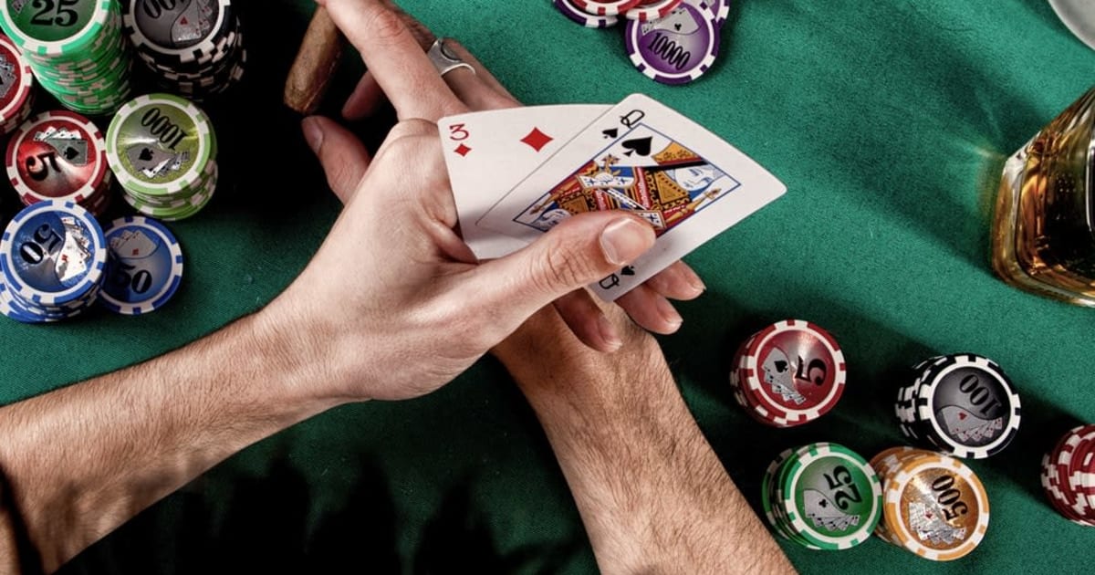 3 muuta keskeistä eroa Blackjackin ja pokerin pelaajien välillä